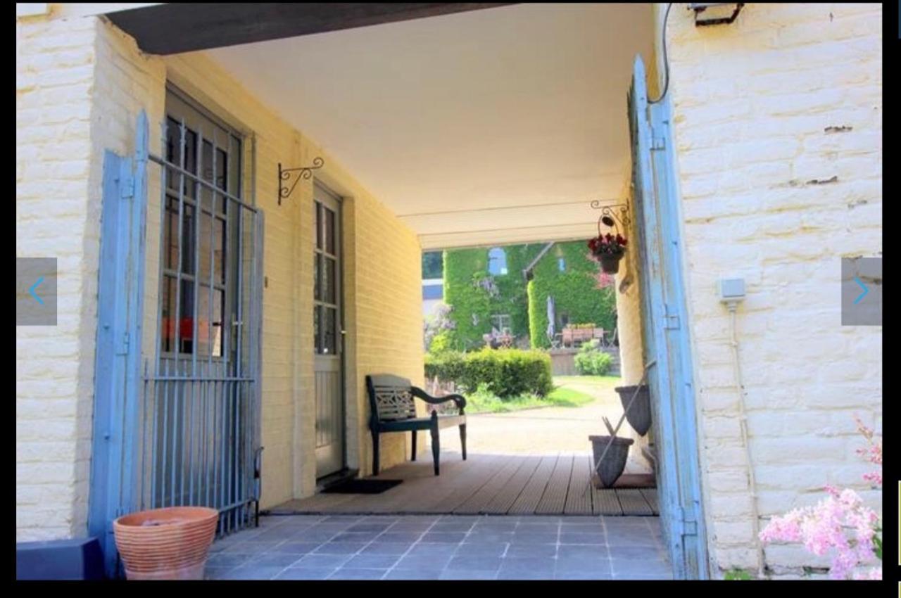Le Jardin Des Secrets Bed & Breakfast Namur Exterior foto