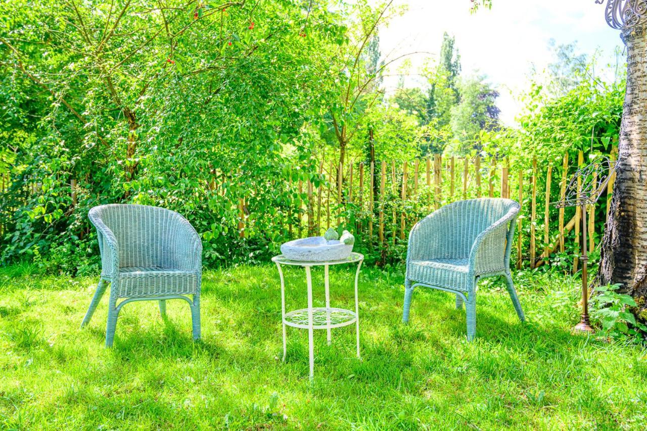 Le Jardin Des Secrets Bed & Breakfast Namur Exterior foto